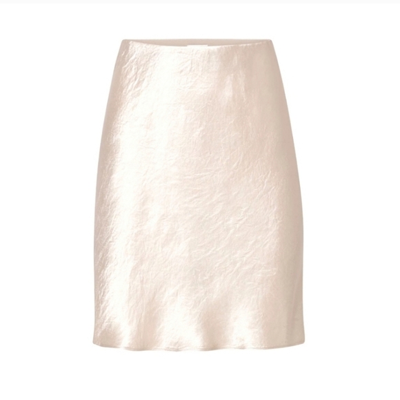 *nwt* aritzia babaton satin mini skirt - Picture 1 of 4